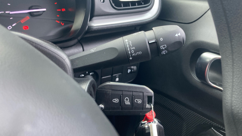 Citroen C3 1.2 PureTech 110 Plus 5dr EAT6 Petrol Hatchback